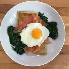 Potato farls with eggs, smoked salmon and spinach A picture of Potato farls with eggs, smoked salmon and spinach.