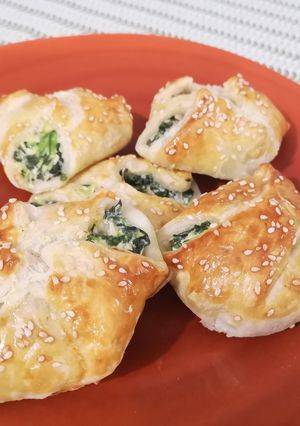 Foto di Fagottini di sfoglia con ricotta e spinaci