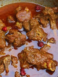 A picture of Red spicy mutton karahi 😋.