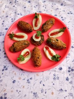 सूजी सोया वेज कटलेट्स (Suji soya veg cutlets recipe in hindi) रेसिपी मुख्य फोटो