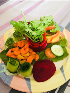 सब्जियो सलाद (Vegetables salad recipe in hindi) रेसिपी मुख्य फोटो