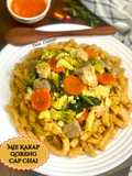 Mie Kakap Goreng Cap Cay