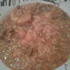 Una foto de Guiso de arroz con lentejas 😊