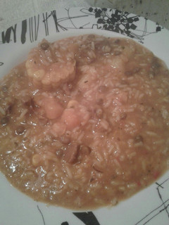 Una foto de Guiso de arroz con lentejas 😊