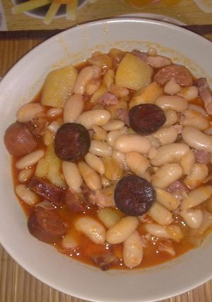 Una foto de Fabada asturiana a mi estilo