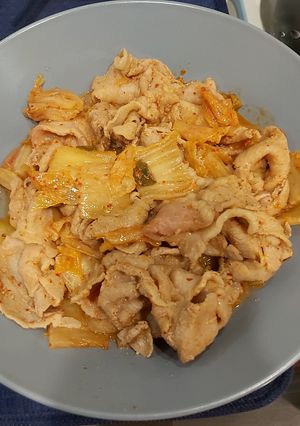 泡菜炒豬肉 的食譜成品照片