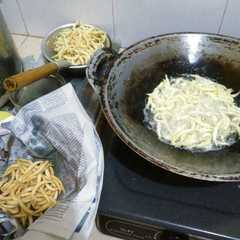 A picture of Gabus telur keju / keju daki.