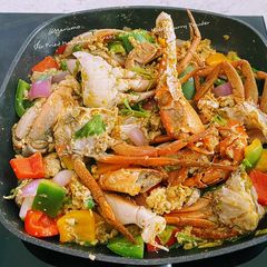 Stir Fried Mozambique Crabs With Fresh Milk & Curry Powder A picture of Stir Fried Mozambique Crabs With Fresh Milk & Curry Powder.