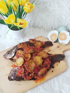 Foto resep Ikan mujair goreng sambal jengkol