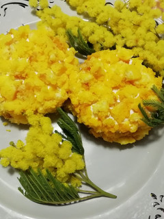 Foto di Tortine mimosa