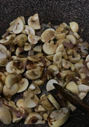 صورة لوصفة شوربة الفطر والشوفان بالكريمه لذيذه