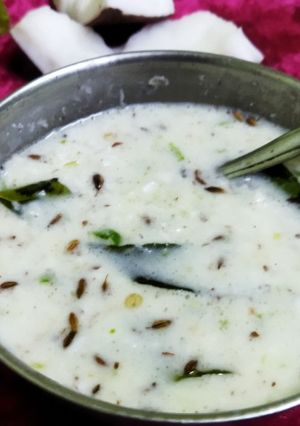 नारियल का रायता (nariyal ka raita recipe in Hindi) रेसिपी मुख्य फोटो