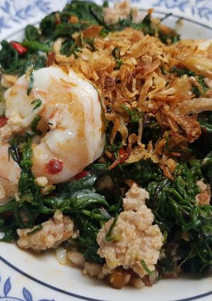 รูปของ ยำใบชะคราม