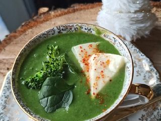 Soupe brocolis épinards et mozzarella
