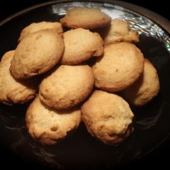 Cashew and Honey Butter Cookies A picture of Cashew and Honey Butter Cookies.