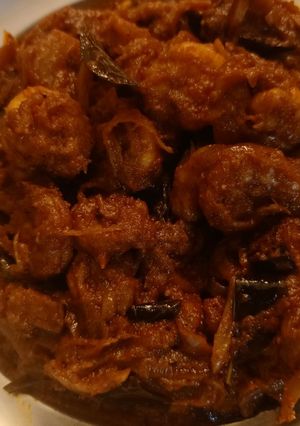 A picture of Simple prawn roast.
