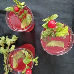 A picture of Roohafza lemonade.