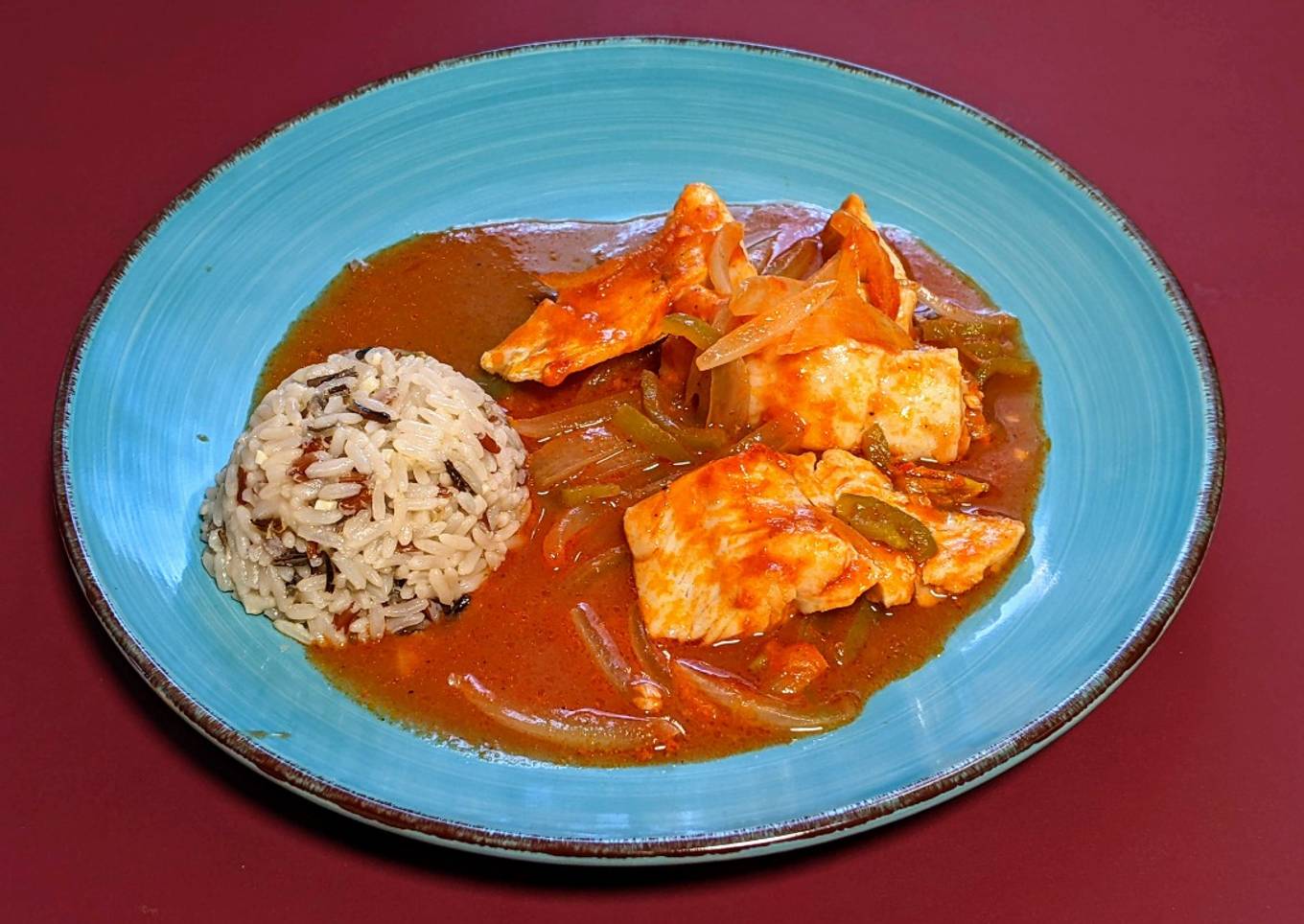 Merluza en pisto al Jerez