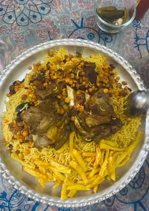 عکسی از دستور مجبوس گوشت عربی😍😋