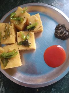 ढोकला (Dhokla recipe in Hindi) रेसिपी मुख्य फोटो