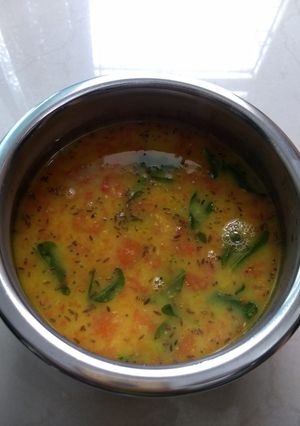 A picture of Tadka Tomato dal.