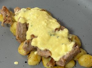 Foto principal de Ñoquis con Secreto de Cerdo y Salsa Cremosa