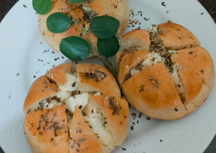 Cheese-filled Toast Bread