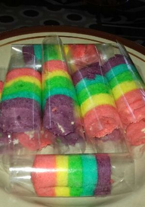 Foto resep Roll rainbow / rainbow gulung lembut enak mudah