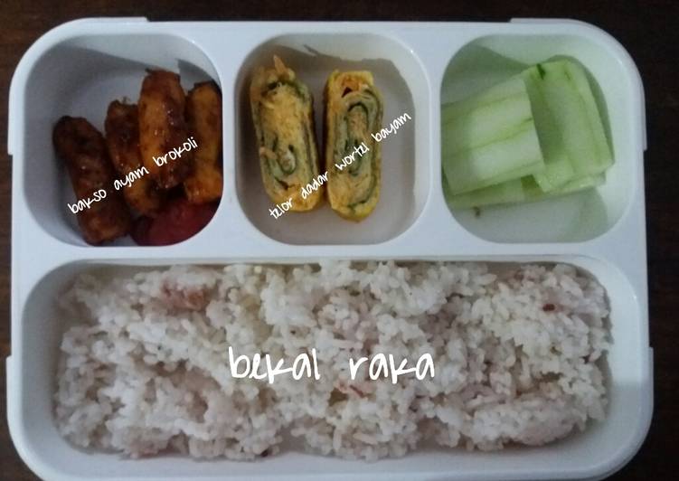 Bekal sekolah anak