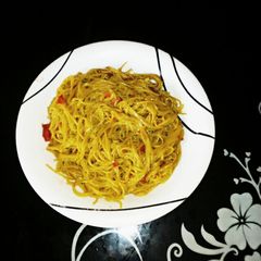 A picture of Jelop spaghetti.