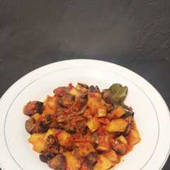 รูปของ Sambal goreng ati kentang
