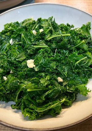 蒜炒羽衣甘藍 的食譜成品照片