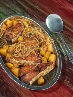 Foto resep Ikan goreng bihun kuah kecap