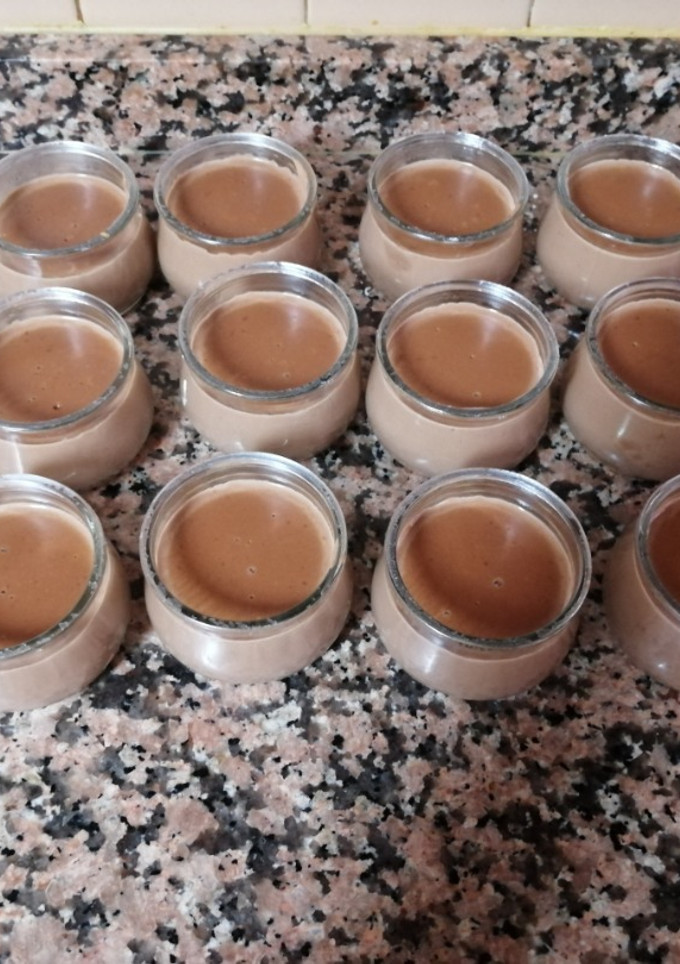 Una foto de Yogur de chocolate