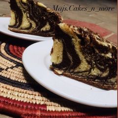A picture of 𝙕𝙚𝙗𝙧𝙖 𝘾𝙖𝙠𝙚🍰.