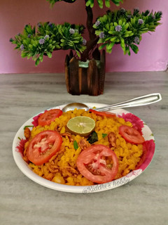 કાંદા પૌવા (Kanda Pauva Recipe In Gujarati) રેસીપી મુખ્ય ફોટો