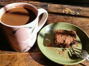 Una foto de brownies sin huevos