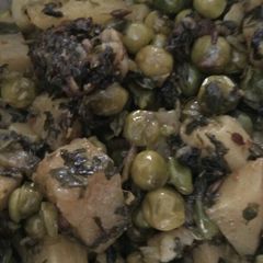 A picture of Methi Aalu Matar.