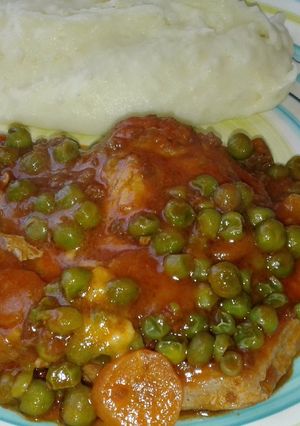 Una foto de Chuletas guisadas al tuco
