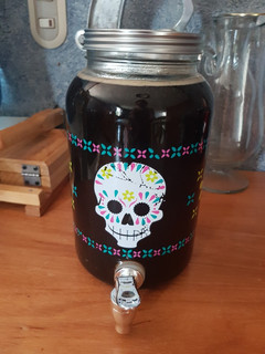 Una foto de Agua fresca de zapote negro (siempre con naranja es mejor 😉)