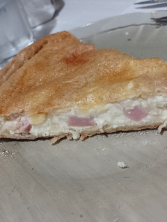 Una foto de Tarta de Jamón y Queso con Salsa Blanca