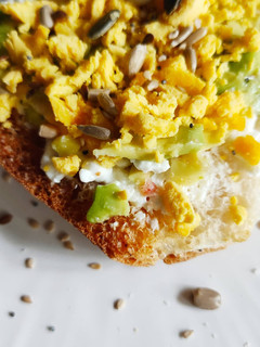 Una foto de *TOSTADA DE YEMA*🥚🥖