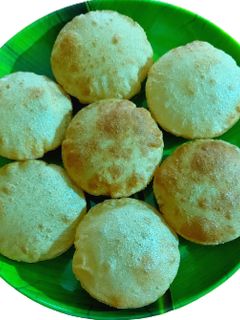 રાજગરા ની પૂરી (Rajgira Poori Recipe In Gujarati) રેસીપી મુખ્ય ફોટો