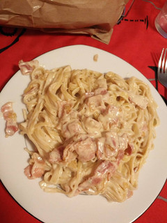 Una foto de Tagliatelle a la carbonara