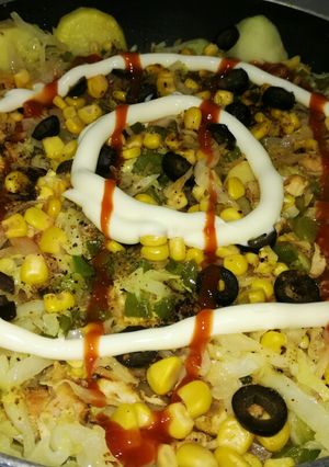 A picture of Baked potato pizza.