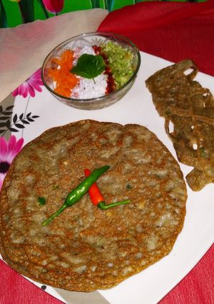 A picture of Bajre Moong Ka Chilla.