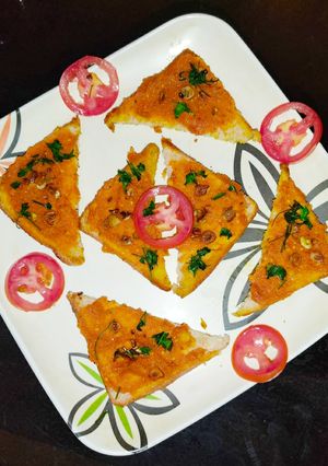 মশলা টোস্ট (masala toast recipe in Bengali) রেসিপির প্রধান ছবি