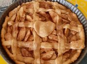 Una foto de postre de manzanas al estilo alemán