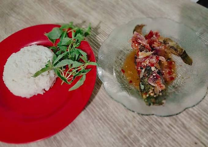 Cara Bikin Ikan sambal pecak Ekonomis