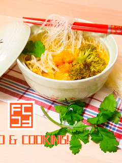 Una foto de Curry Laksa de Calabaza y Brócoli